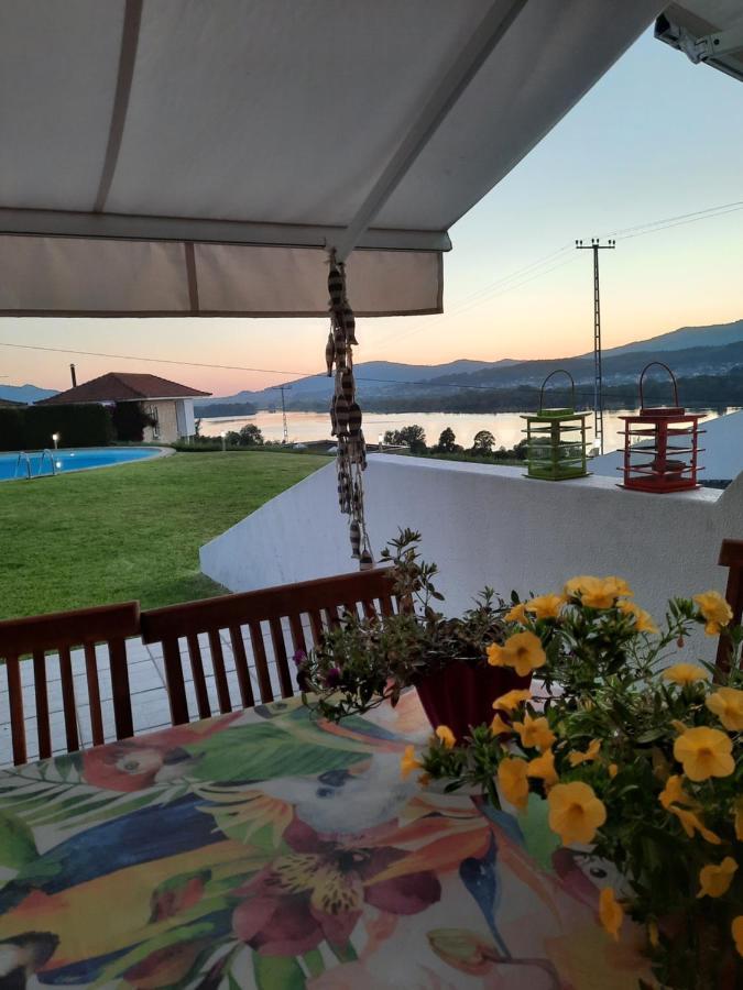 River-side Villa Vila Nova de Cerveira Esterno foto